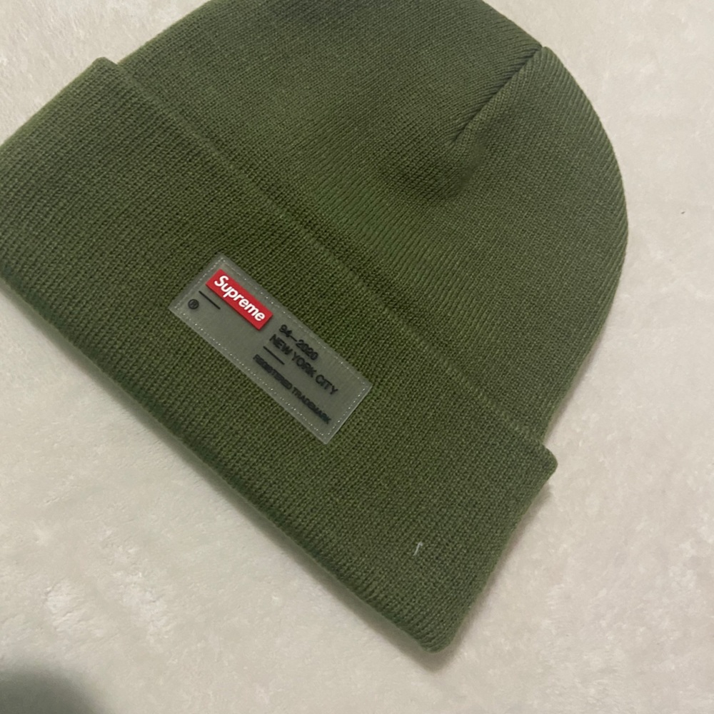 Supreme clear label beanie olive